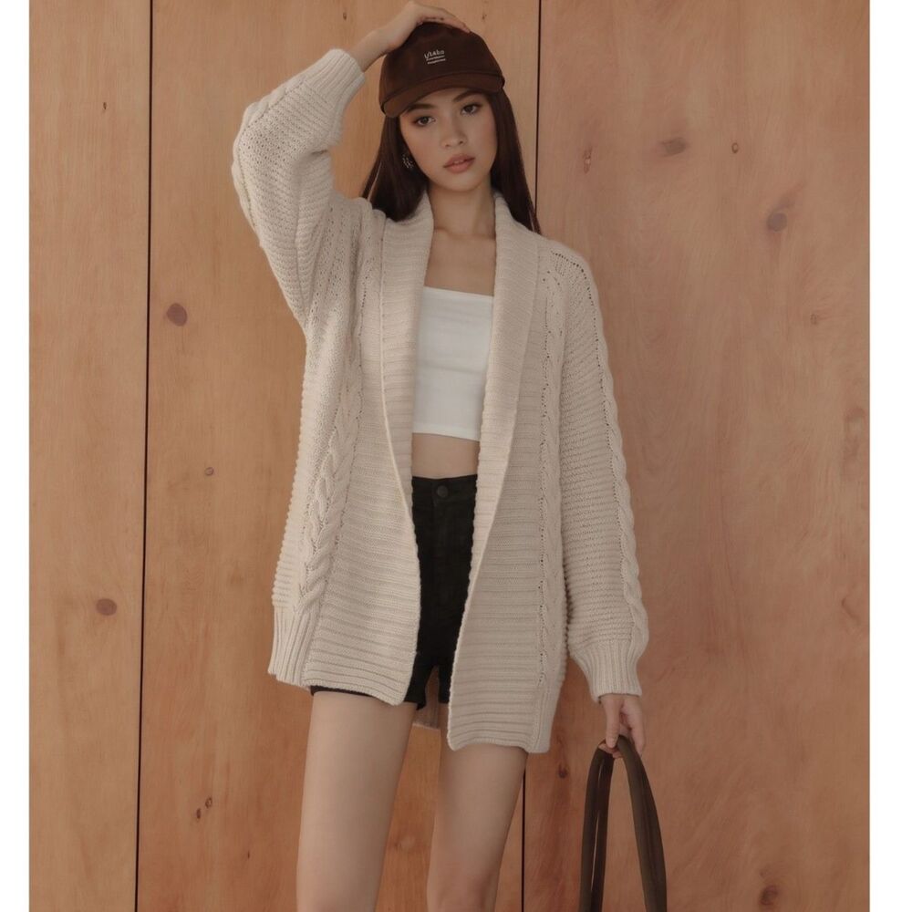 Gap Oversized Cardigan Small Oatmeal Cable Knit Shawl Collar Open Front